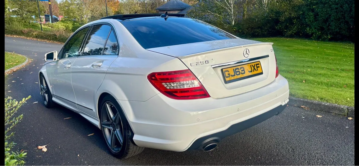 2013 MERCEDES C250 AMG SPORT PLUS - Image 3