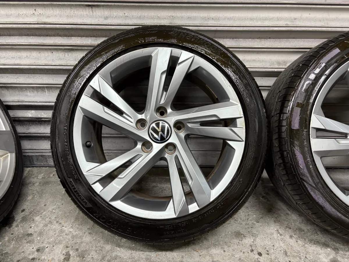 Volkswagen Golf R-Line Alloys 17” - Image 2