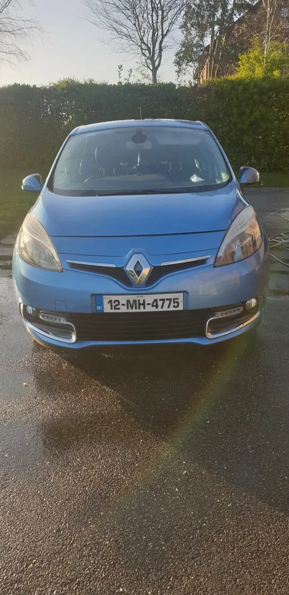 Renault Grand Scenic 2012 - Image 1