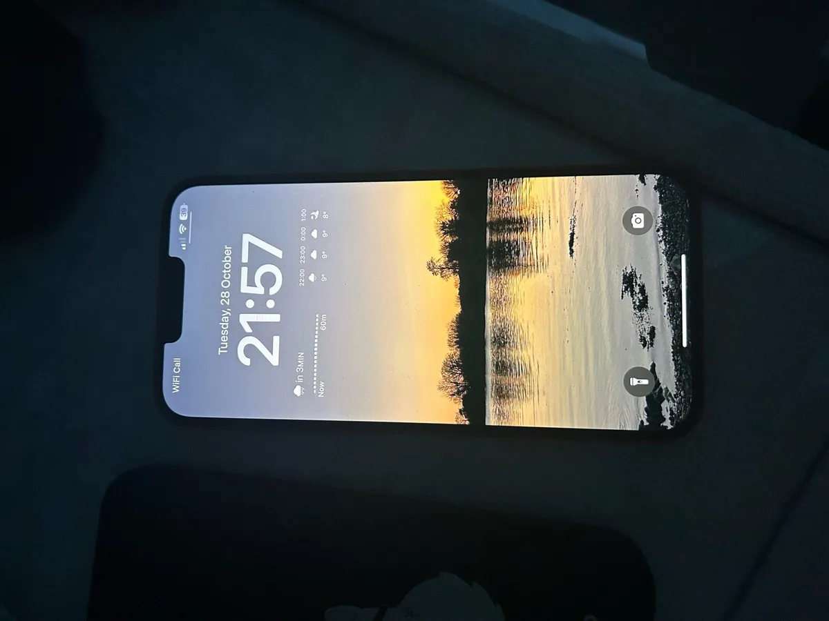 iPhone 14 Plus 256GB (Product Red) Unlocked - Image 2