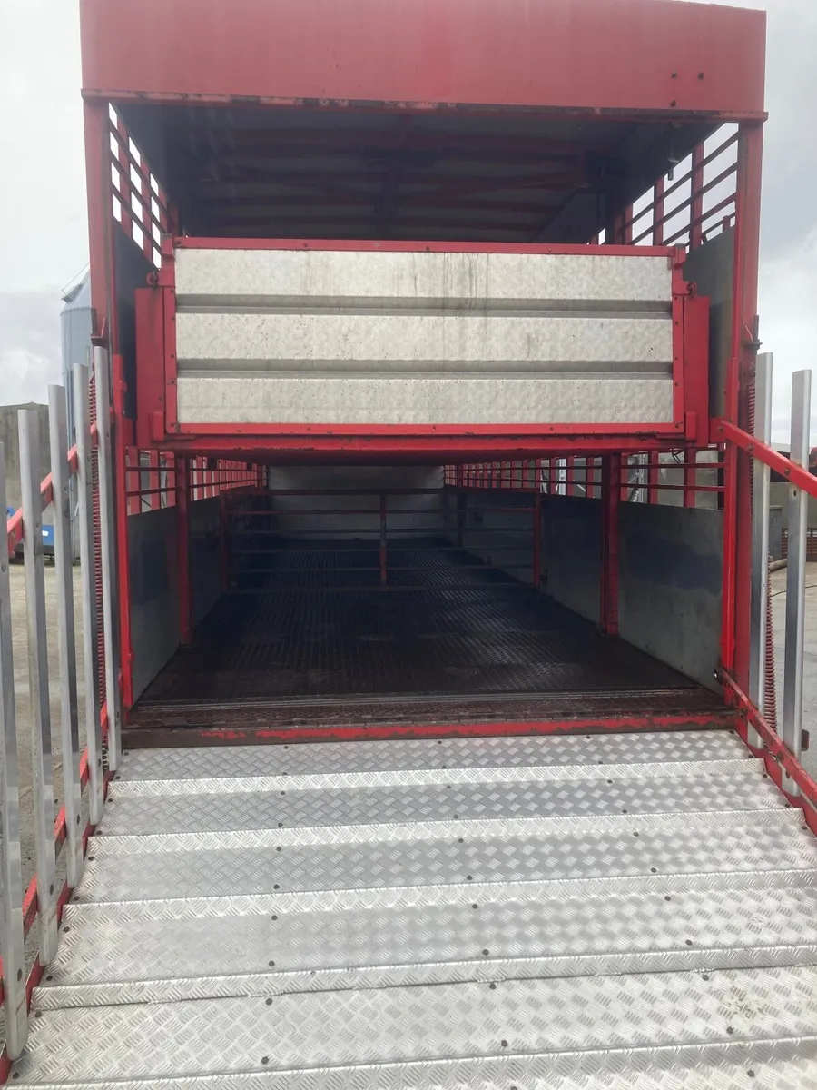 Livestock trailer - Image 3
