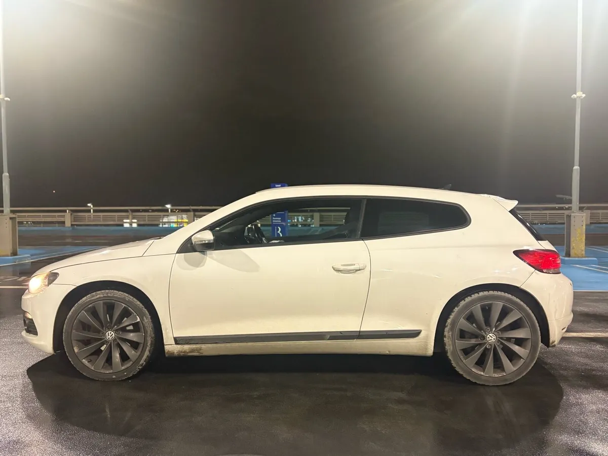 Volkswagen scirocco 1.4TSI FRESH NCT - Image 2