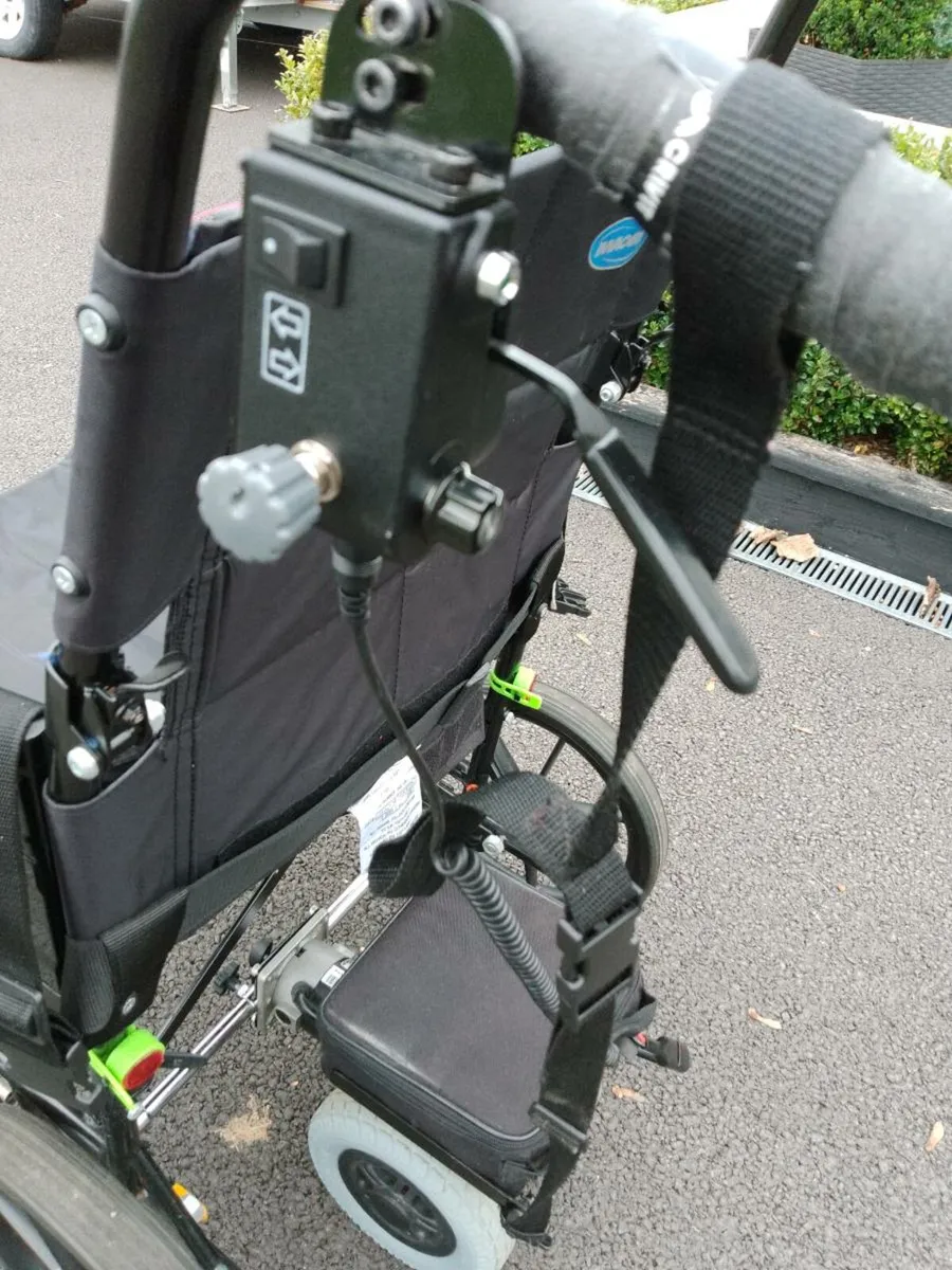 Power stroller for wheelchair - Image 2