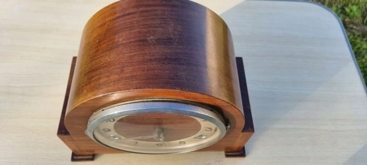 Vintage Wooden German Mantel Clock - Image 4