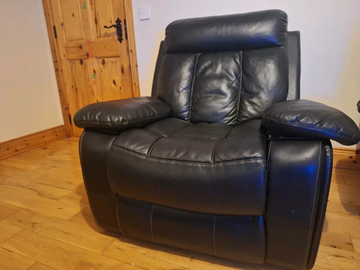 Single leather recliner - Image 3