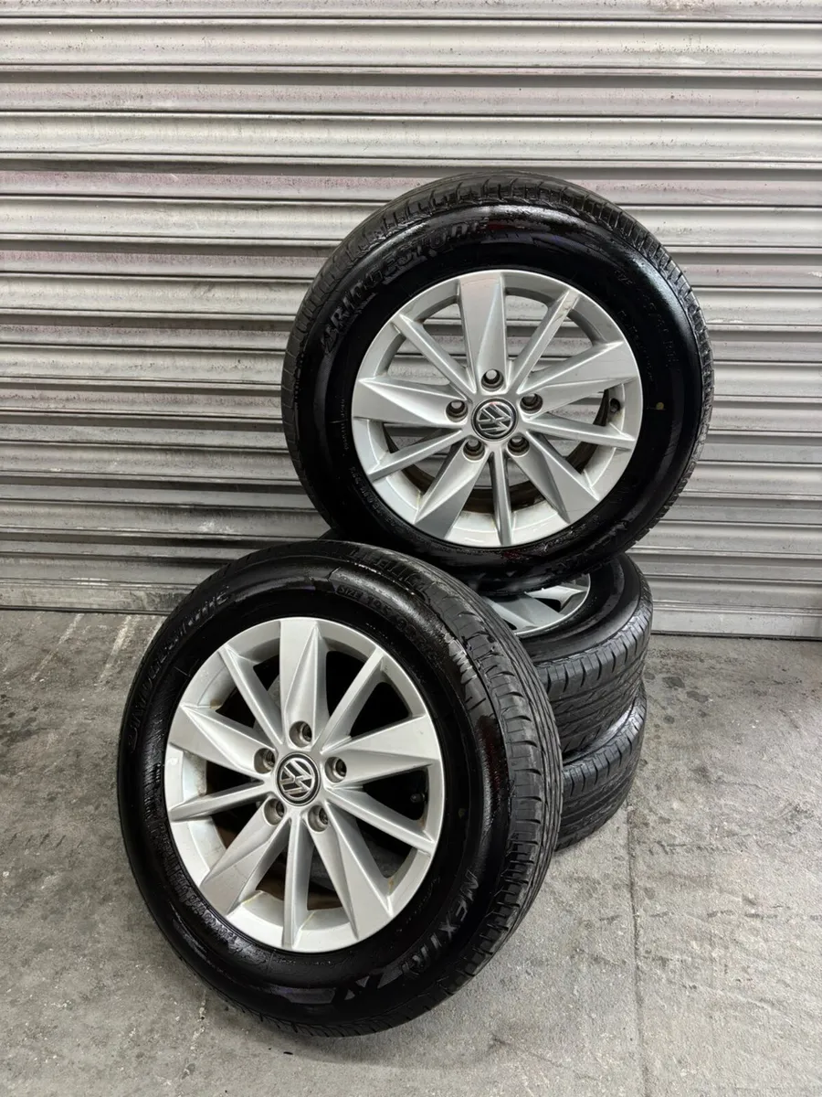 Volkswagen Golf 15” Alloys - Image 1