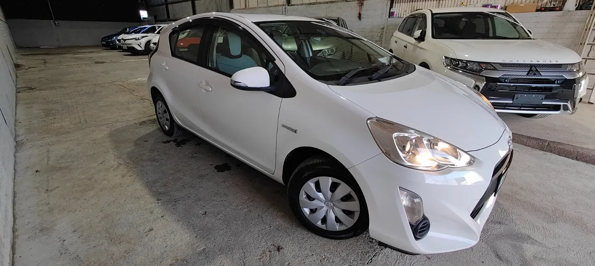 171 Toyota Aqua serviced/valeted - Image 2