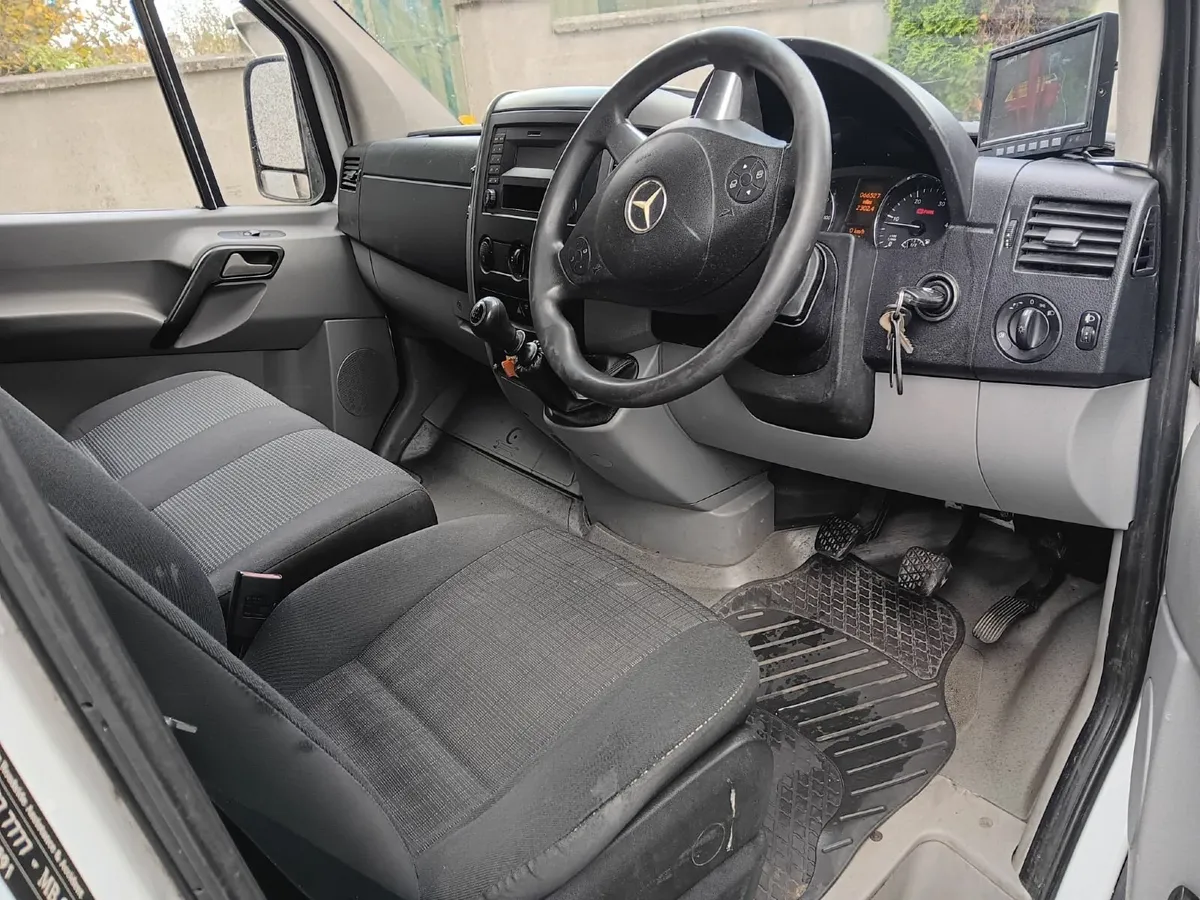 Mercedes-Benz Sprinter 2014 - Image 2