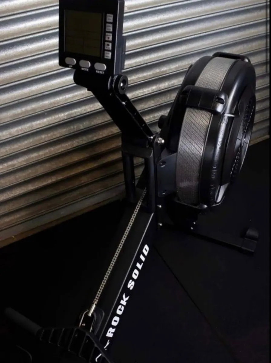 Air Rowing Machine (new in box) - Image 3