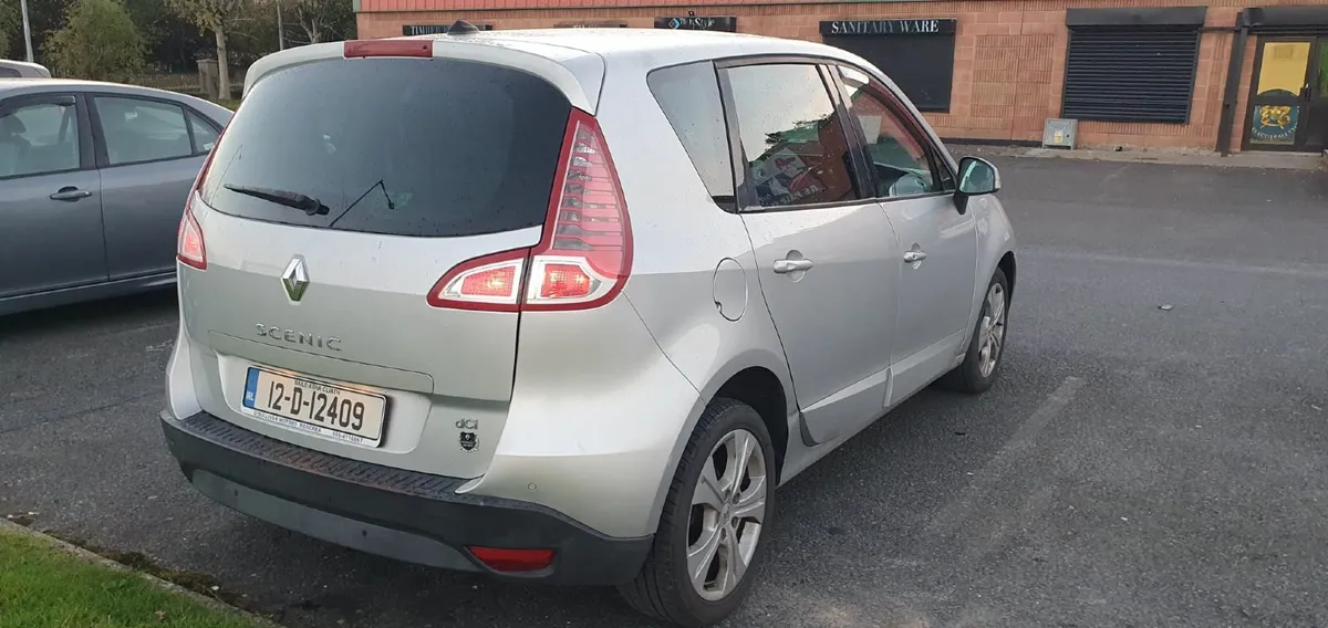 Penault Scenic 2012 - Image 4