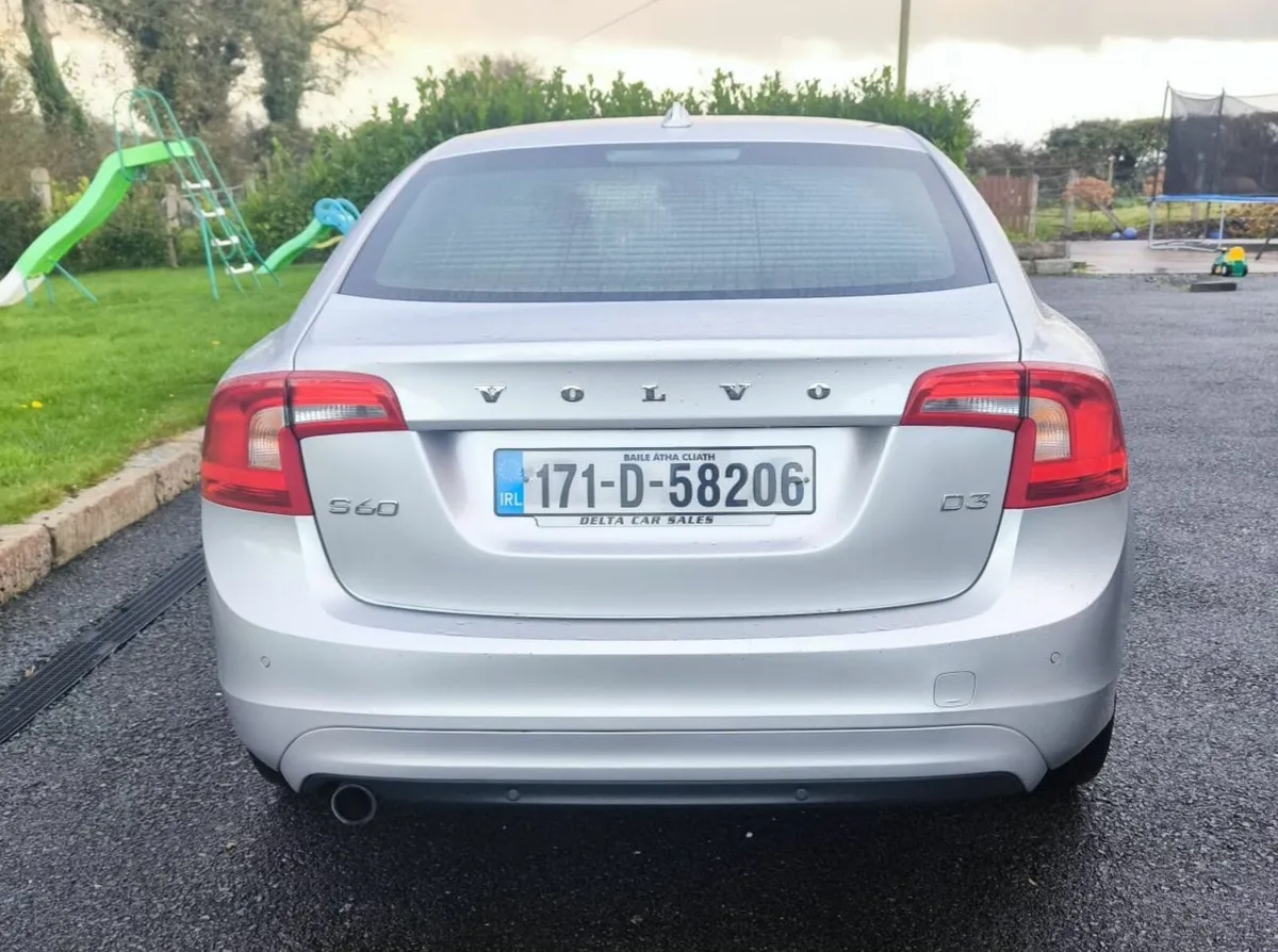 Volvo S60 2017 150BHP D3 SE NAV - Image 3