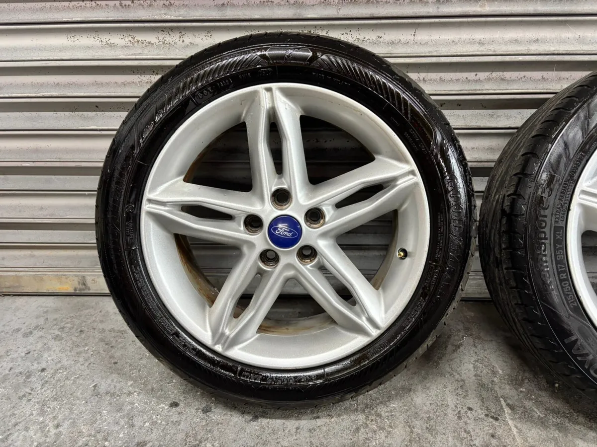 Ford Focus 17” Alloys - Image 2