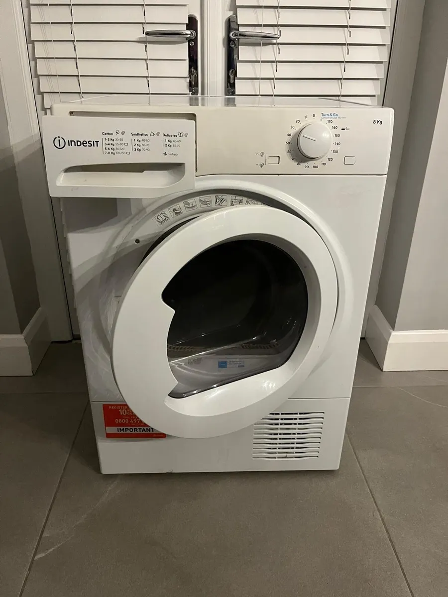 Indesit 8kg condenser tumble dryer - Image 1