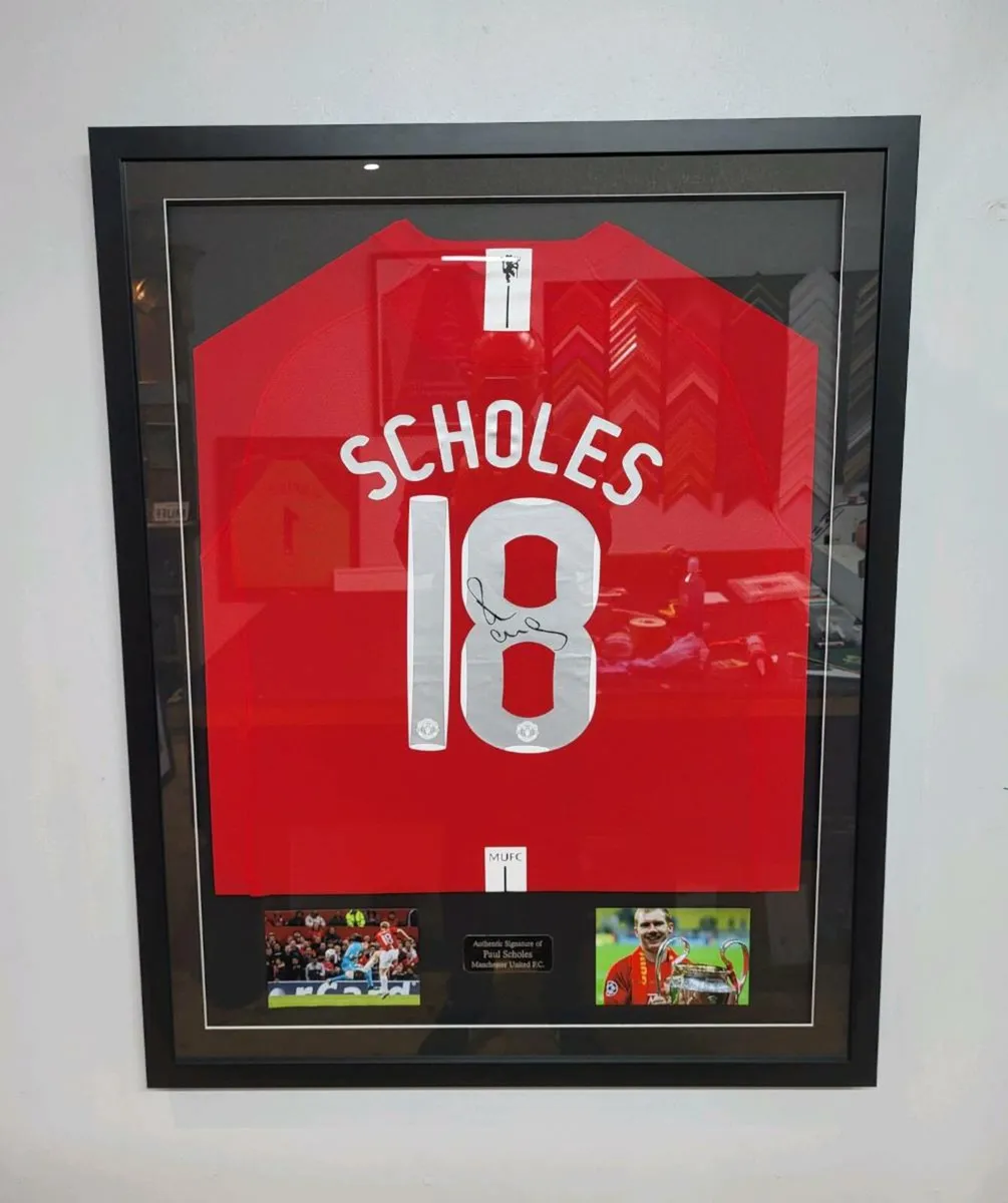 Premium Framed Paul Scholes Signed Shirt - Image 2