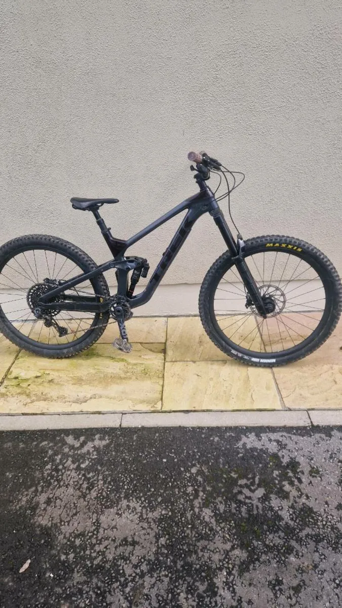Trek Slash 9.8 project one - Image 1