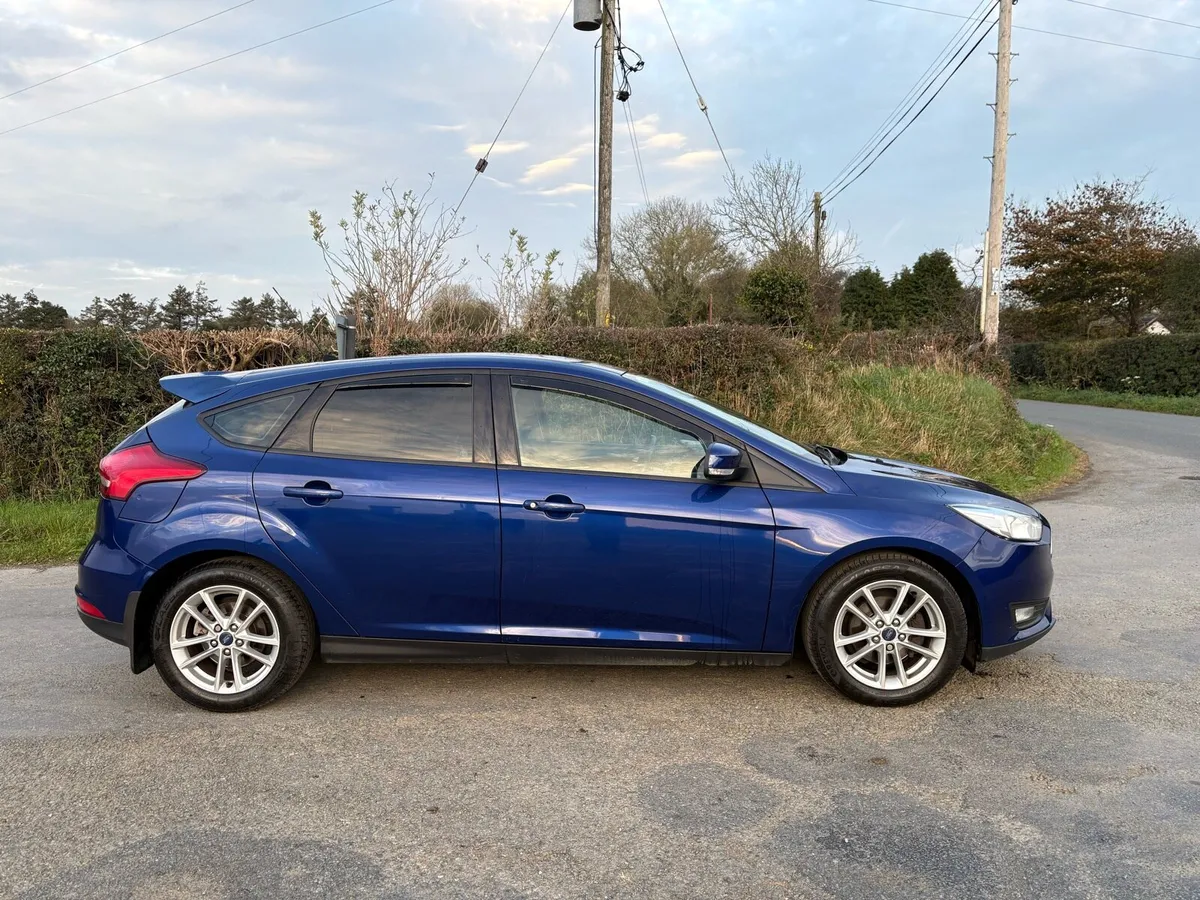 Ford Focus - Image 2