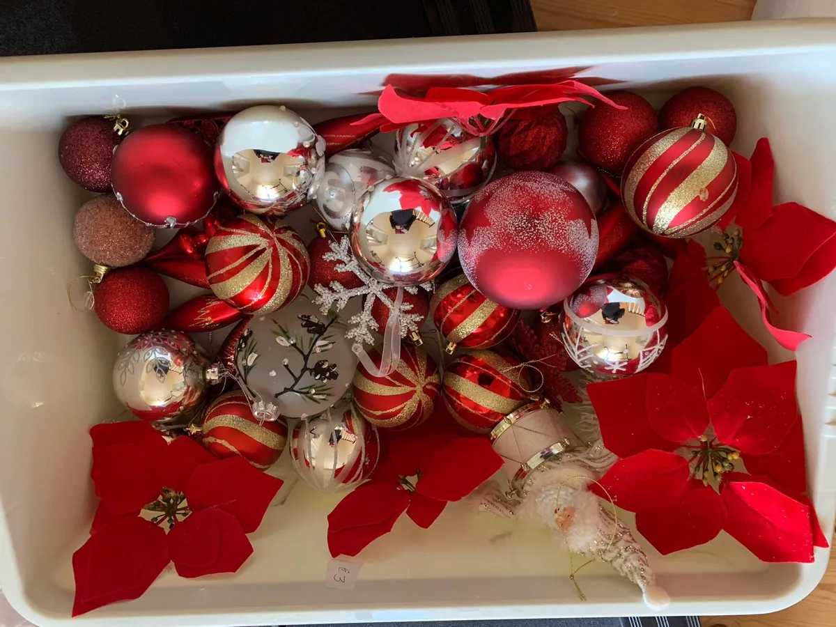 Christmas Decorations - Image 1