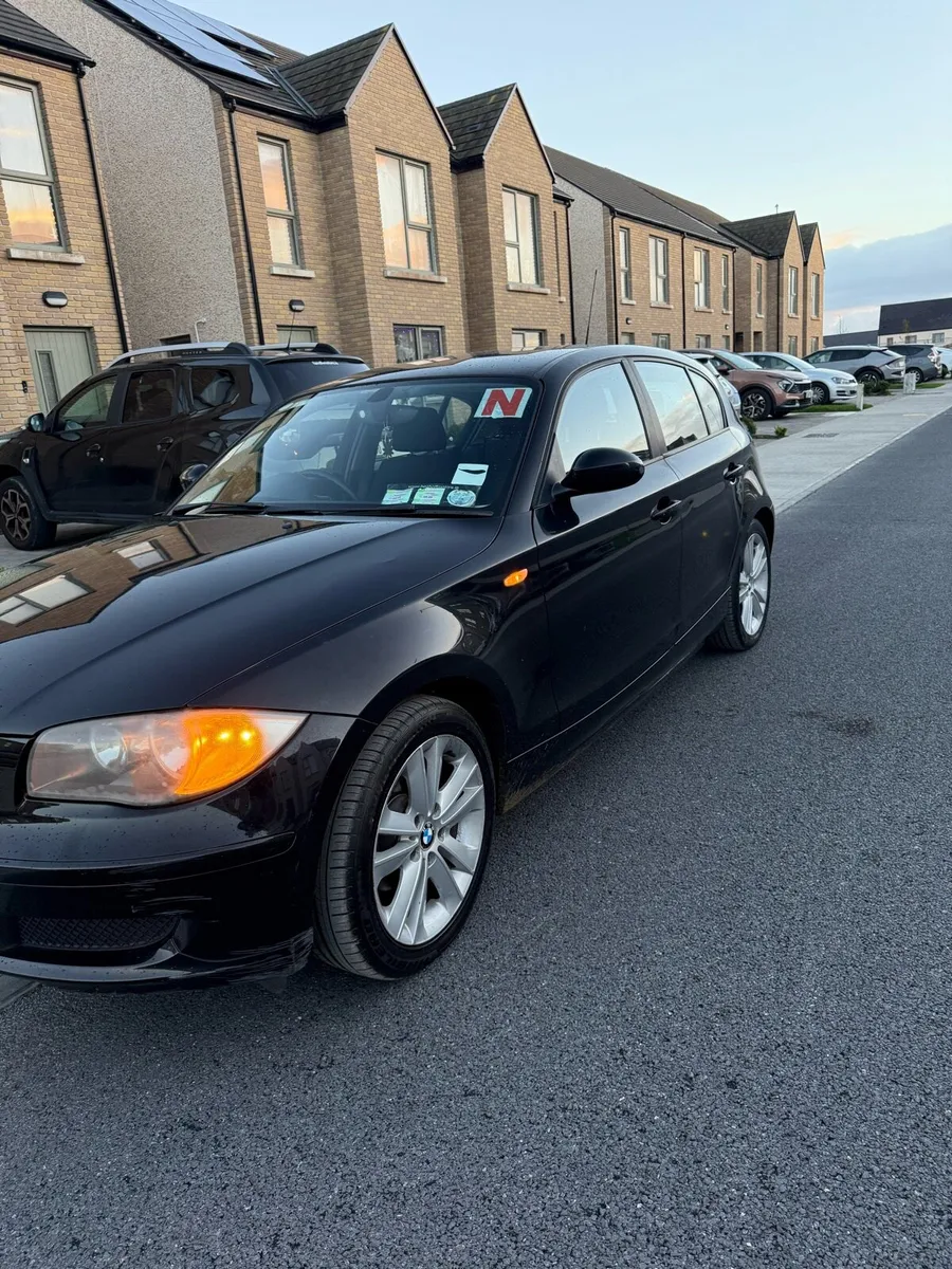 BMW 1 series 2008 1.6L peteol - Image 2