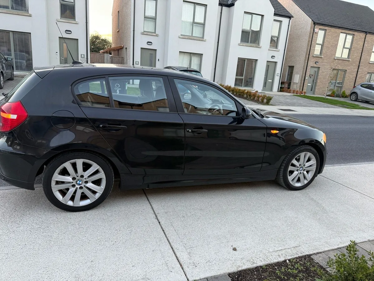 BMW 1 series 2008 1.6L peteol - Image 3