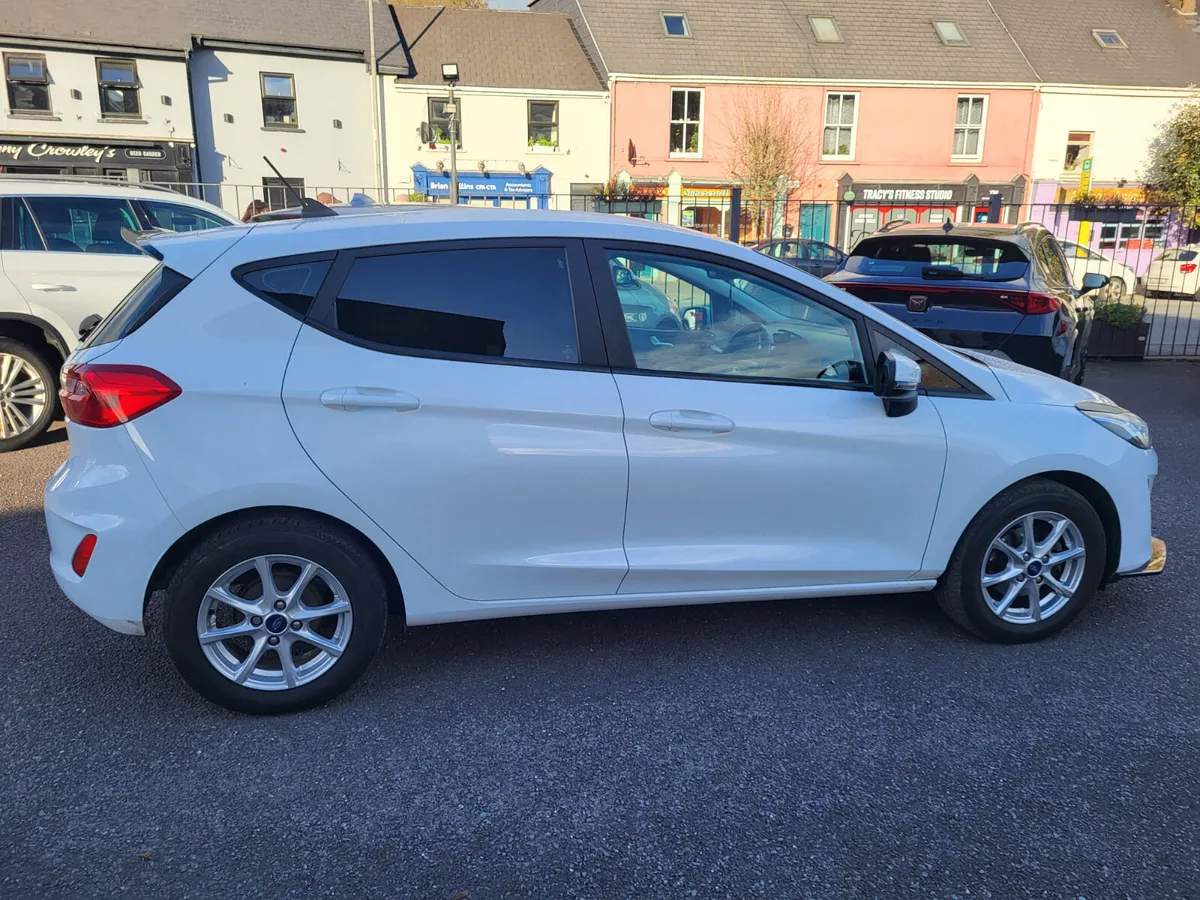 2019 Ford Fiesta 1.1 Zetec, 85 PS, 12-mth Warranty - Image 4
