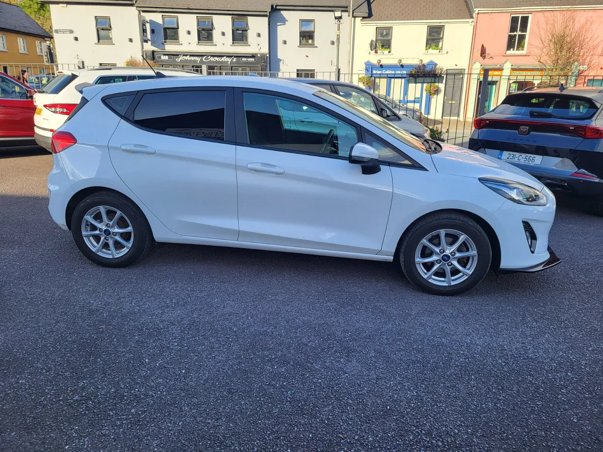2019 Ford Fiesta 1.1 Zetec, 85 PS, 12-mth Warranty - Image 3