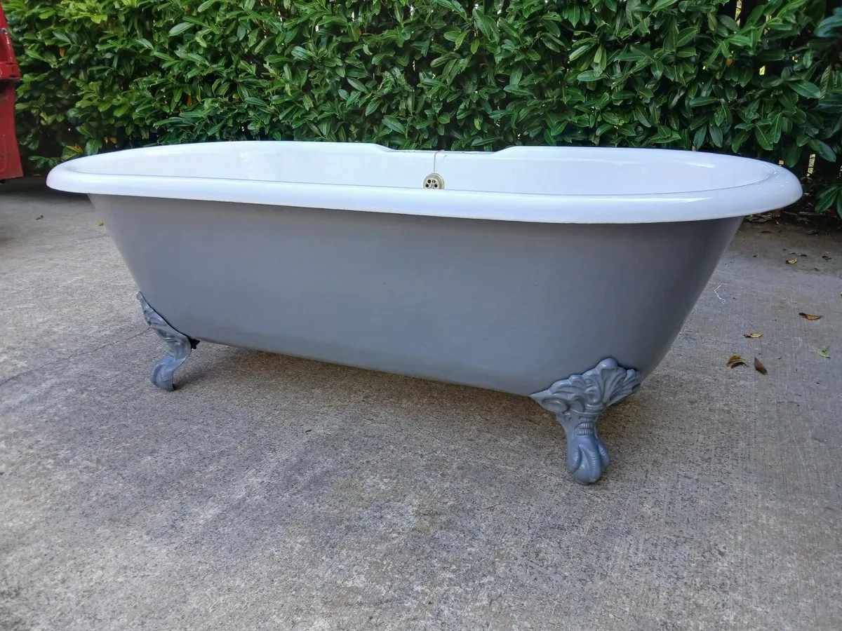 Cast iron Bath - Image 2