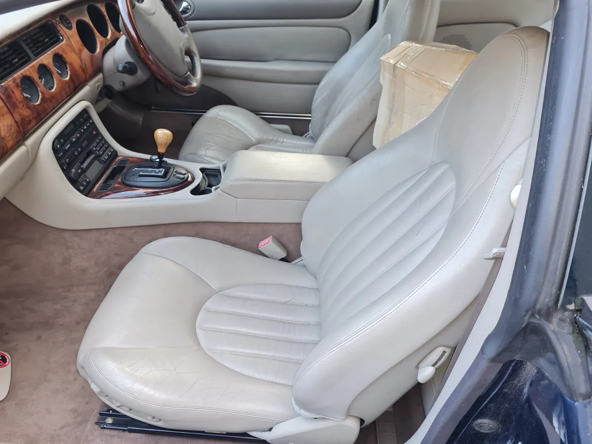 98 jaguar xkr 4.0 supercharged project - Image 4