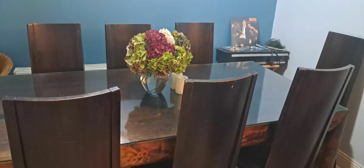 Dining table and chairs - Image 3