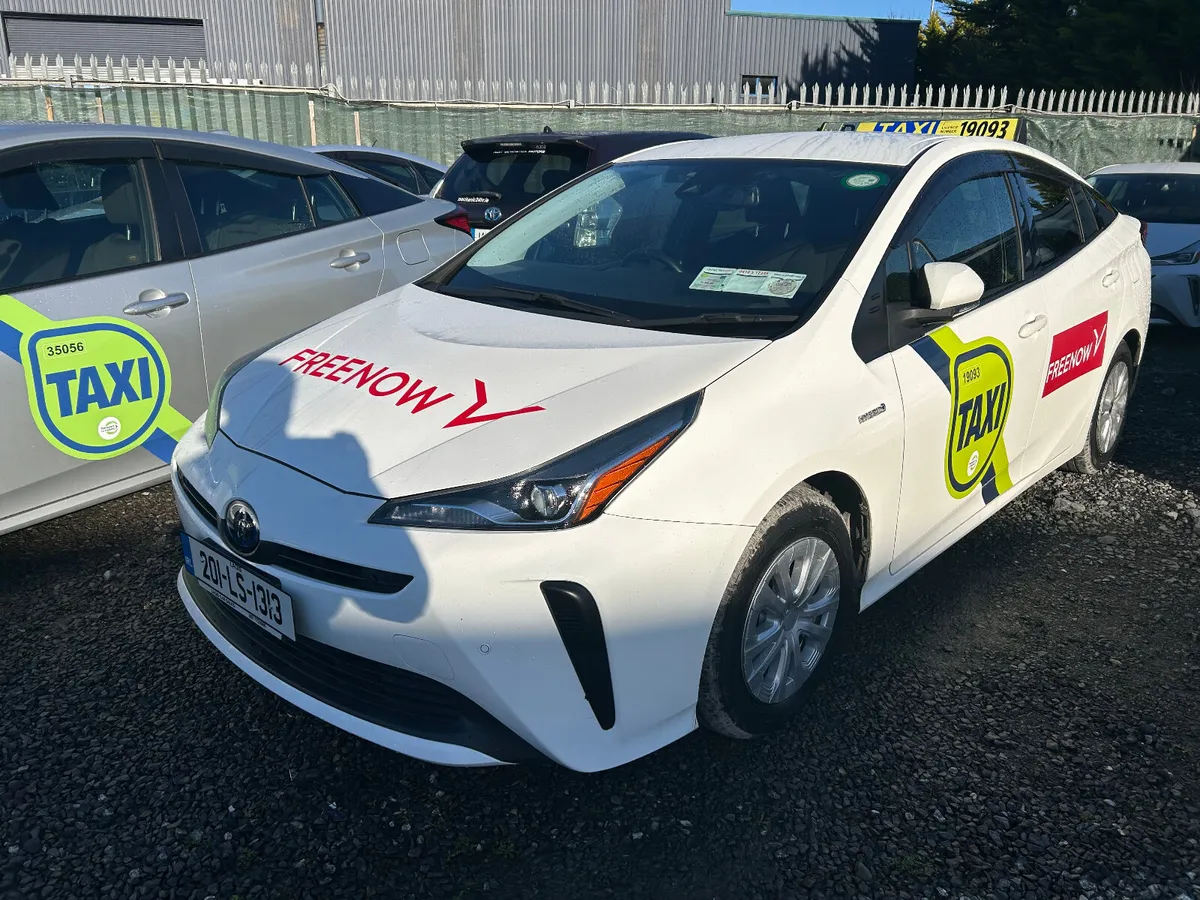 Toyota Prius 2020 - Image 2