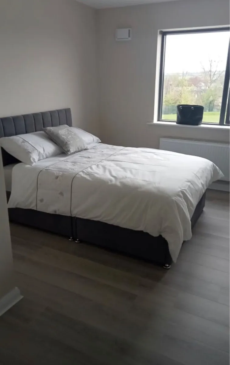 Divan bed and mattress