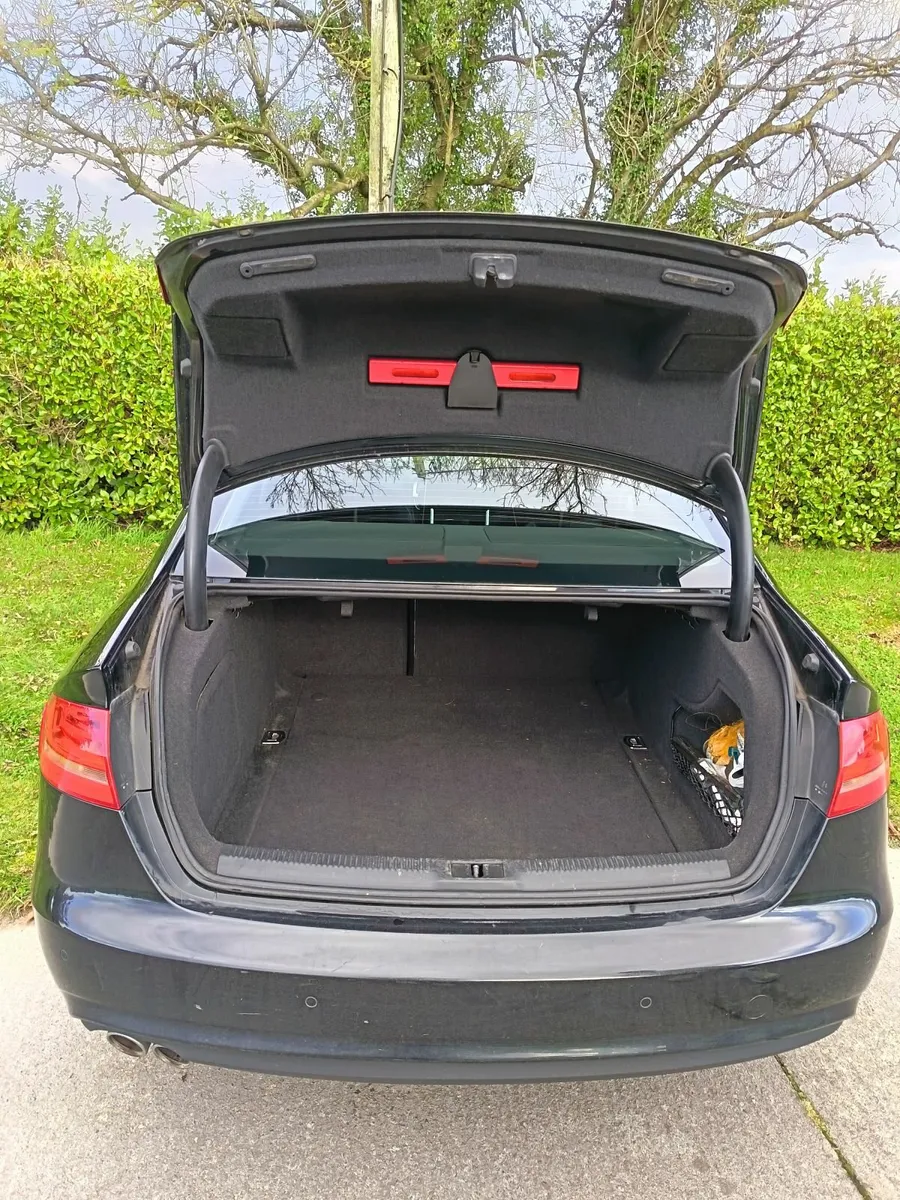 Audi A4 2015 - Image 4