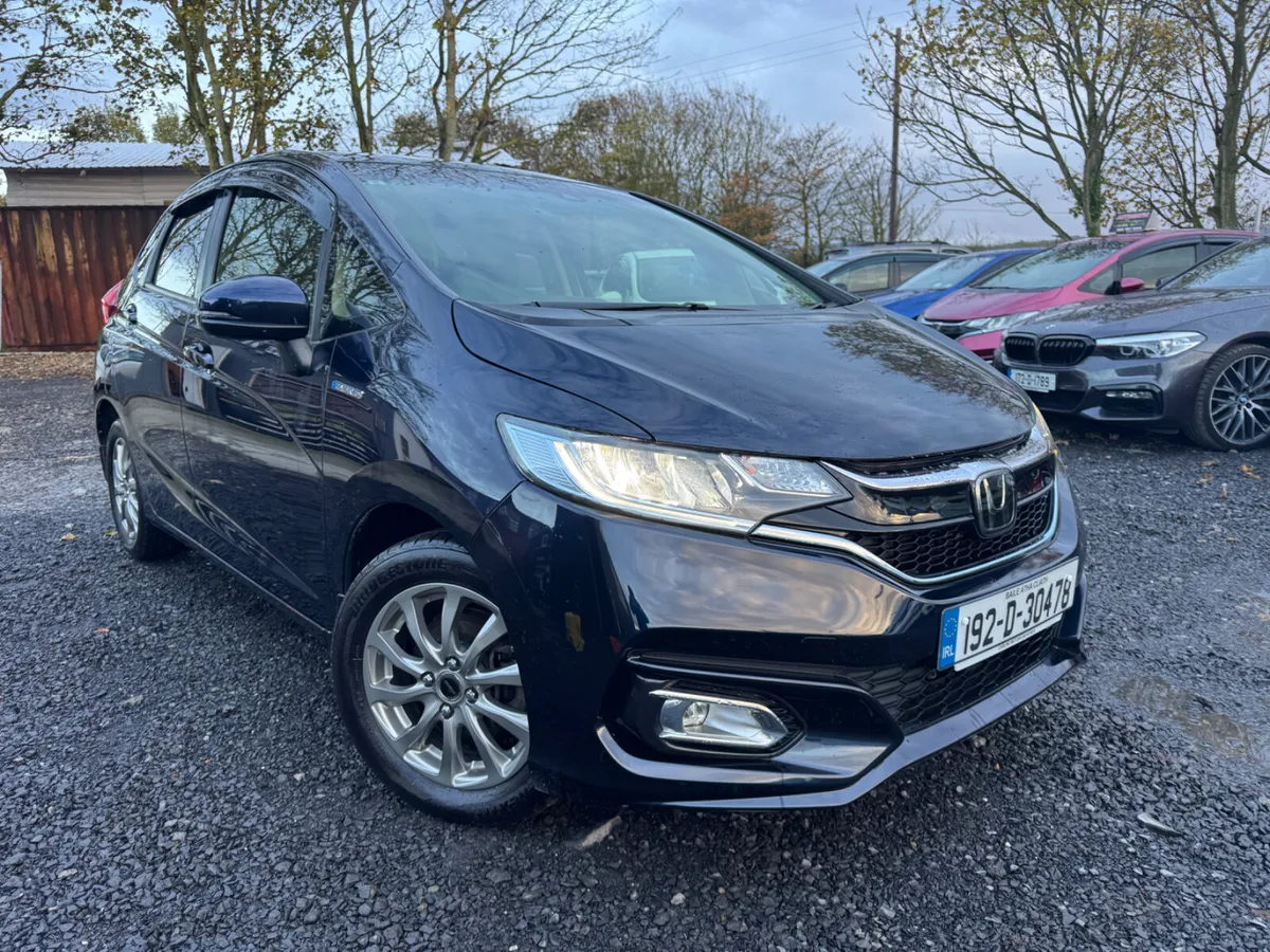 Honda Fit Hybrid Automatic - Image 1