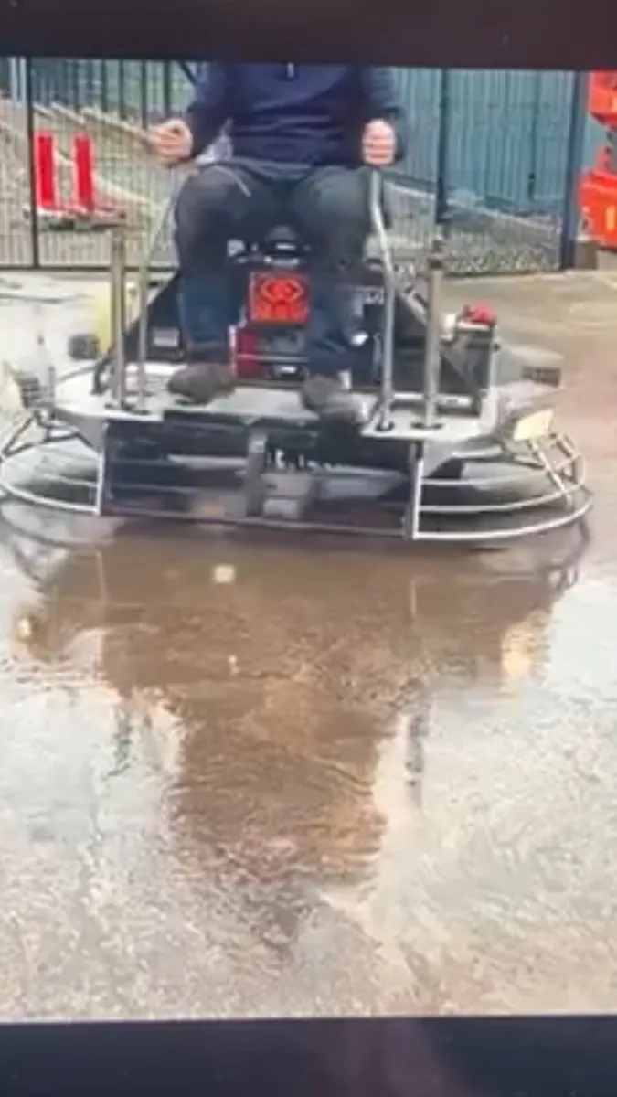 Ride on Power Float for sale - Image 4