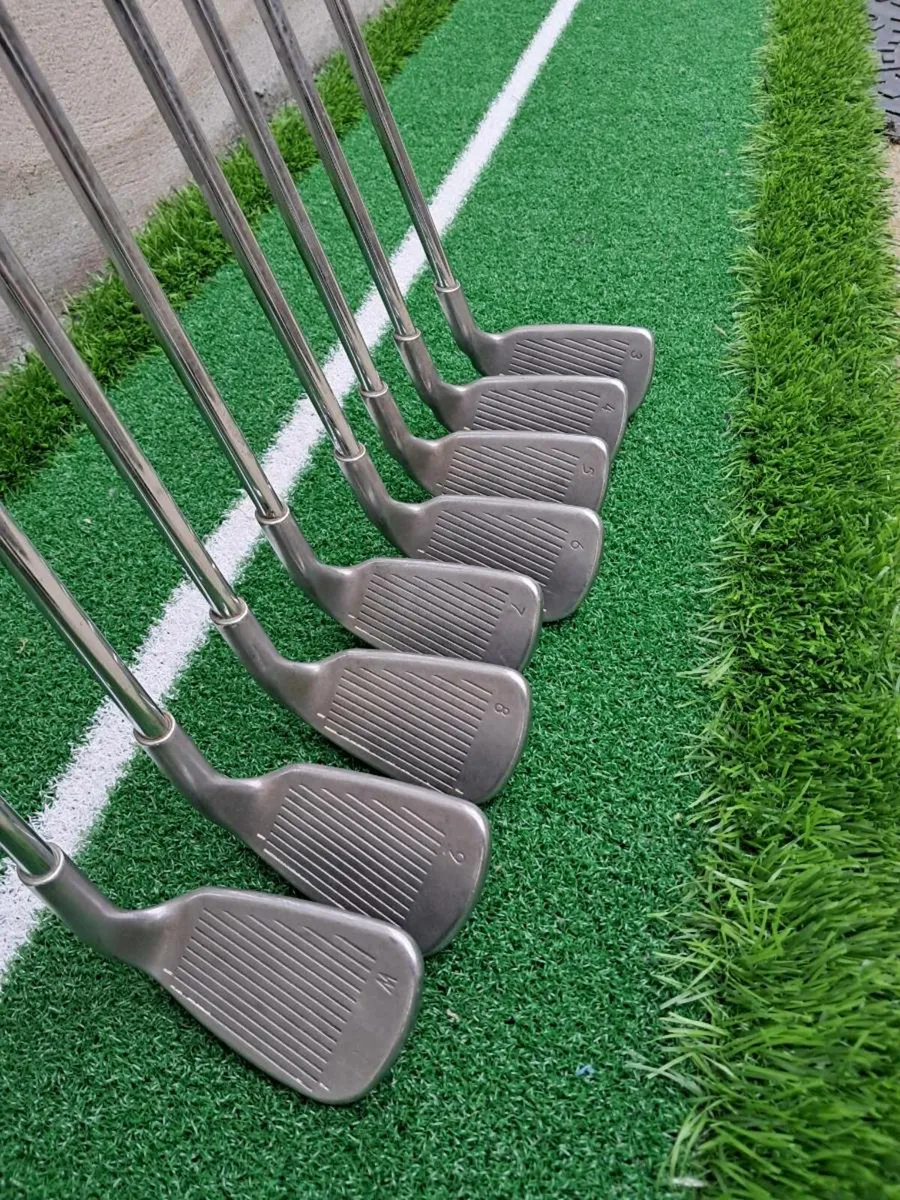 Left Hand Set - Image 3