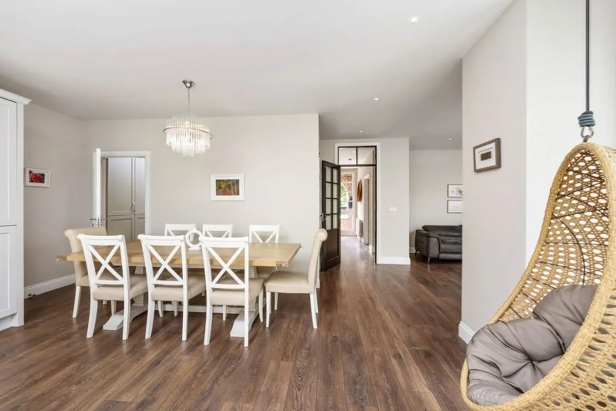 Dining Table and chair