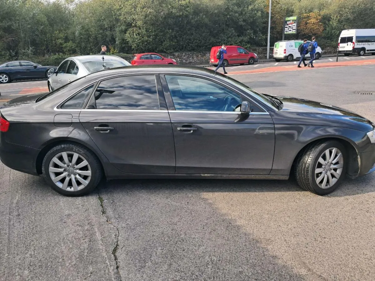 2015 Audi A4 quattro 2.0 tdi s tronic se - Image 3