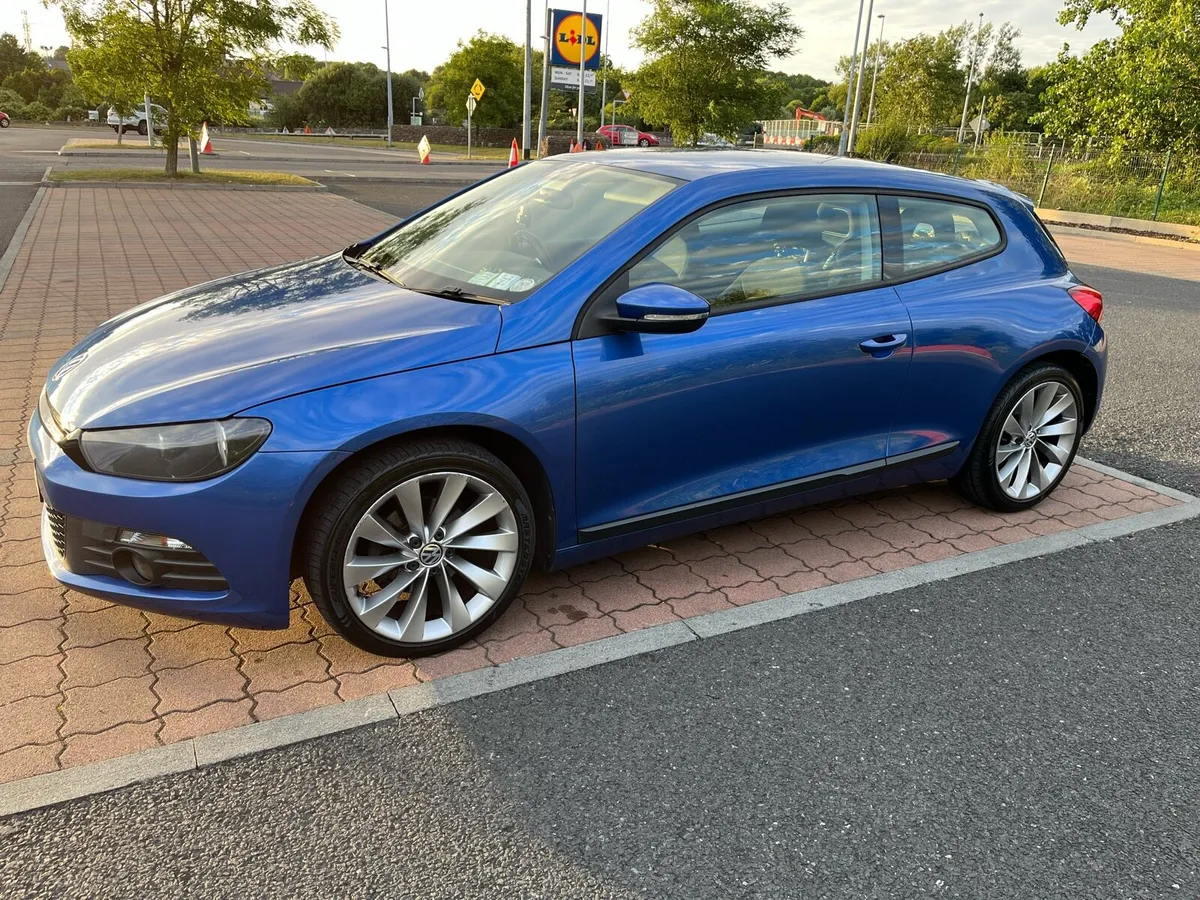 VW Scirocco 2.0TDI Very Low kms - Image 3