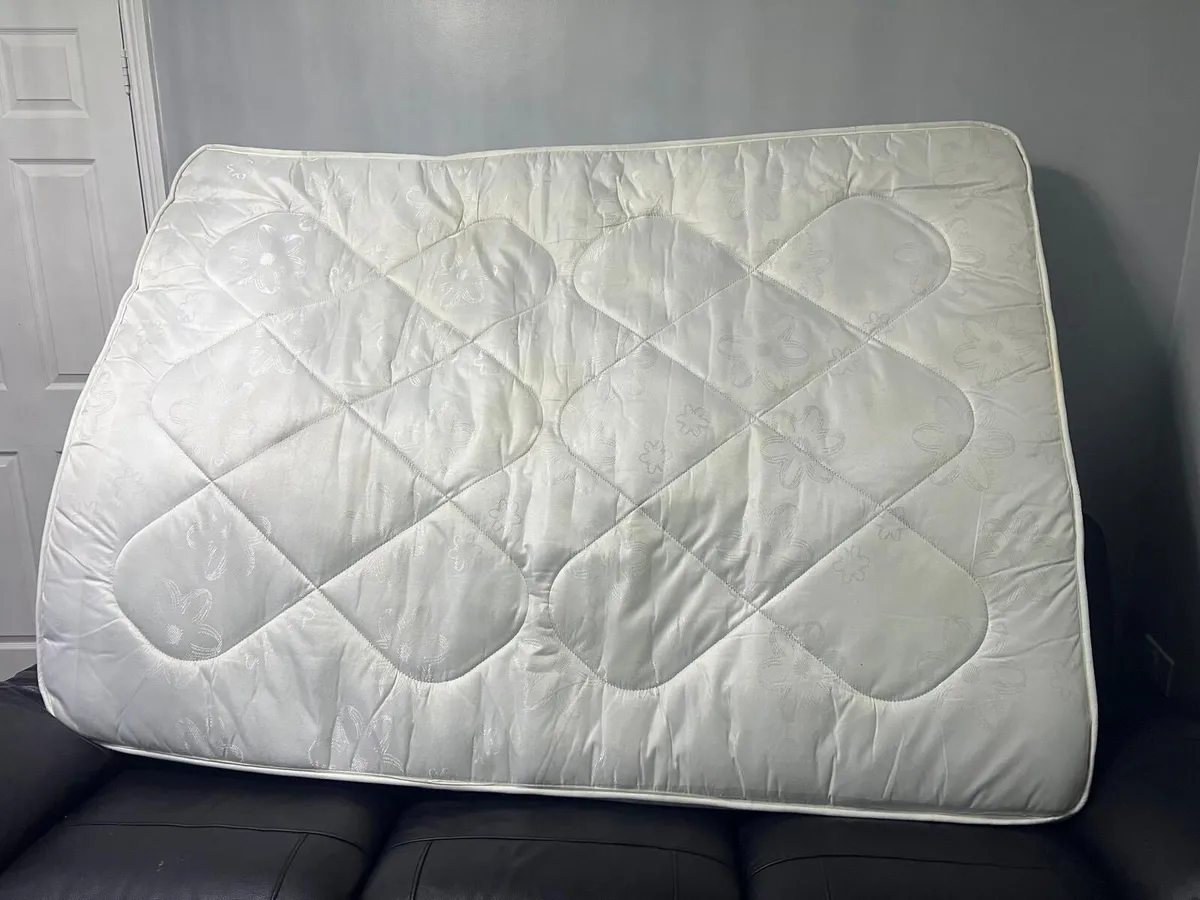 Double bed + mattress - Image 4