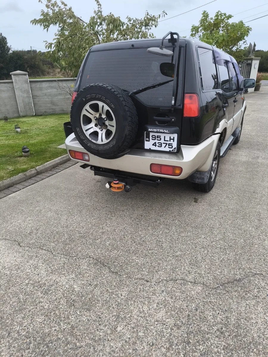 Nissan mistral  /patrol safari - Image 4
