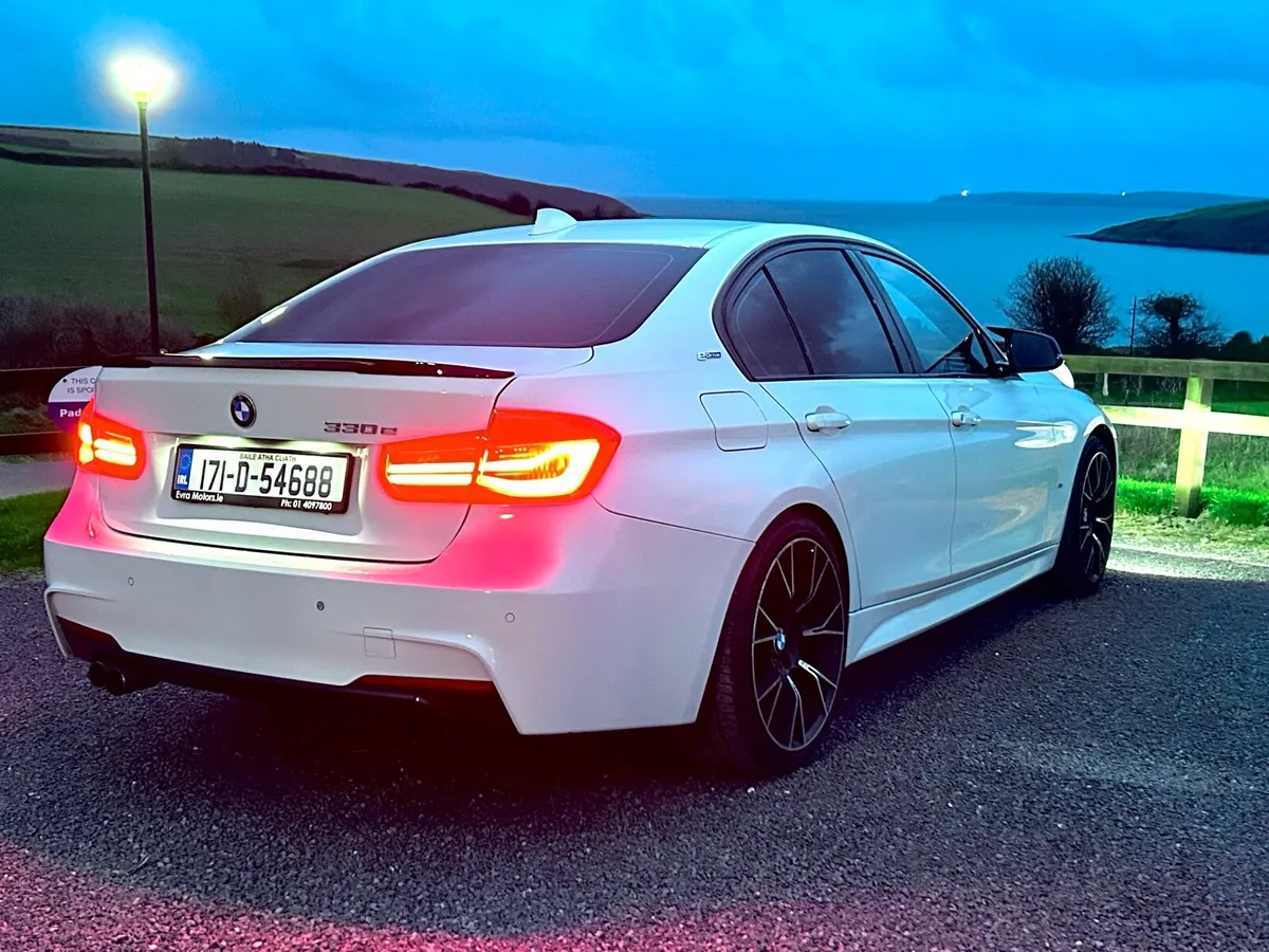BMW 330E M-SPORT - HarmonKard - HEATED SEATS - ETC - Image 3