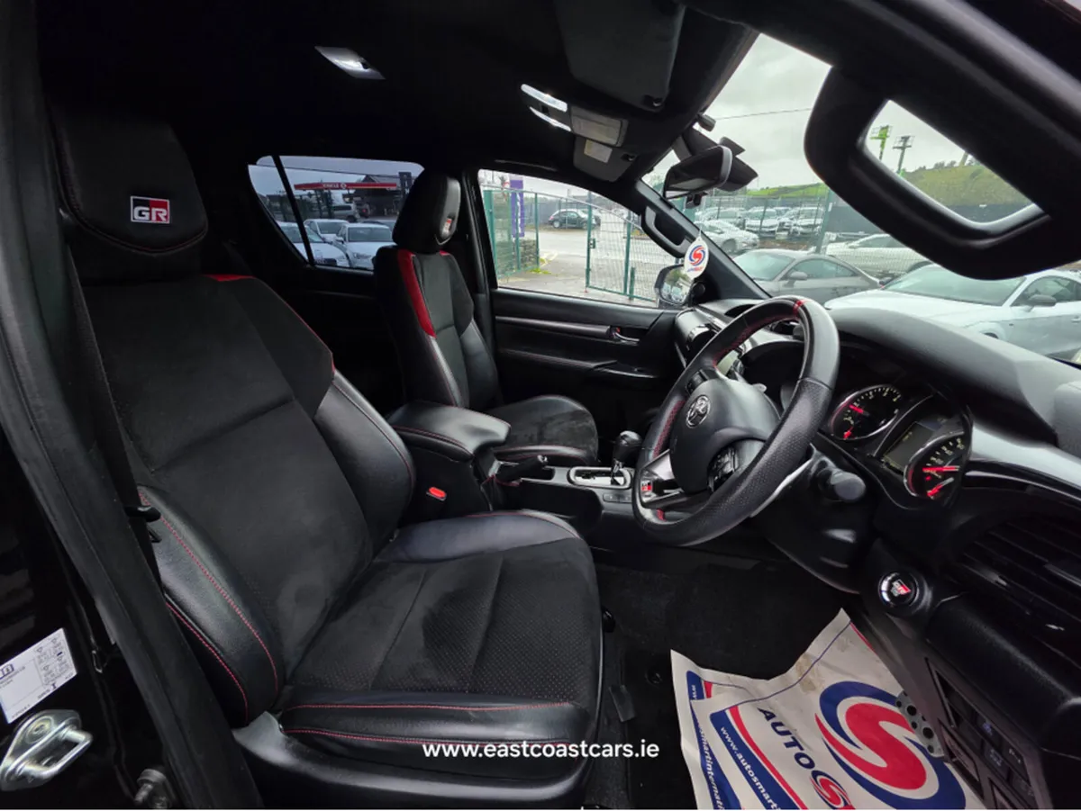 Toyota Hilux GR EDITION 2.4D 360 REV CAMERA  4X4 H - Image 3