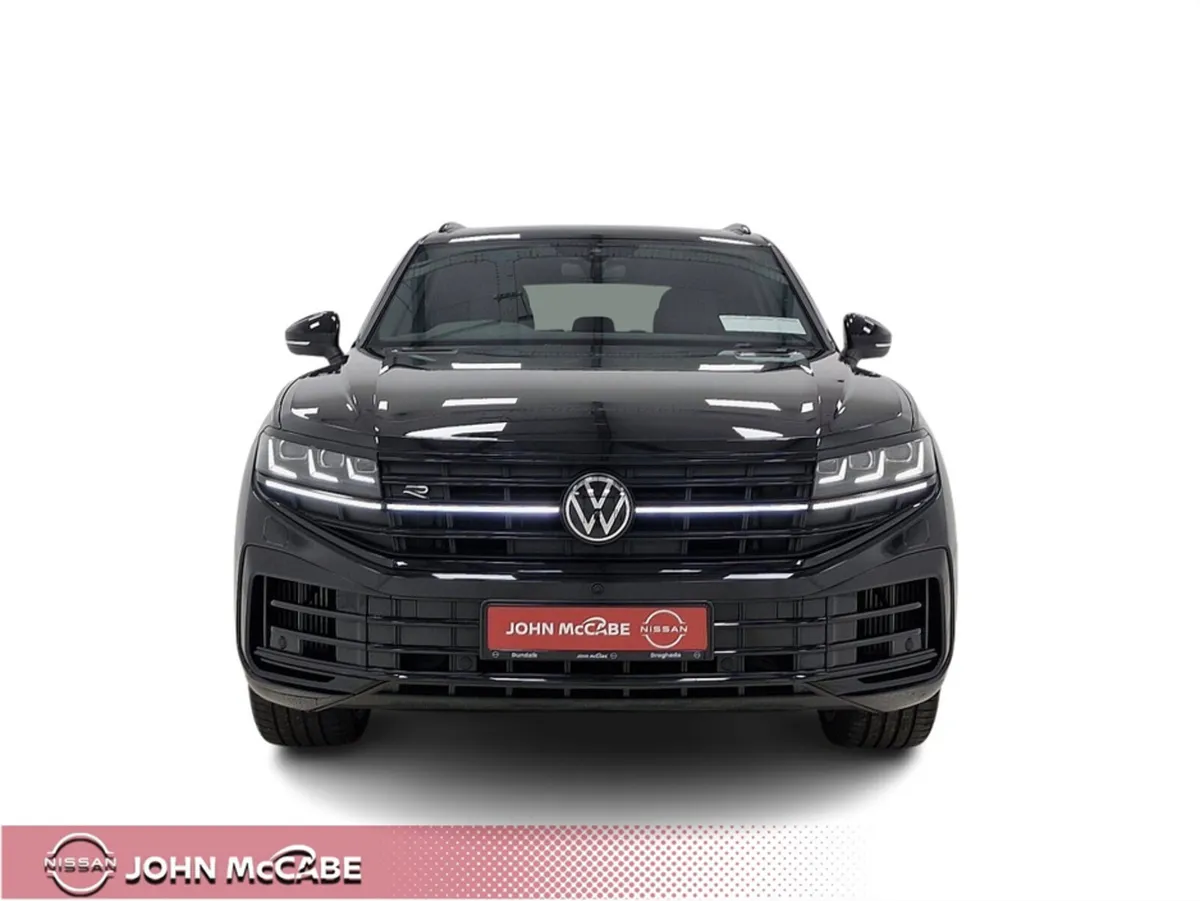 Volkswagen Touareg V6 R TSI PHEV AUTO - Image 4