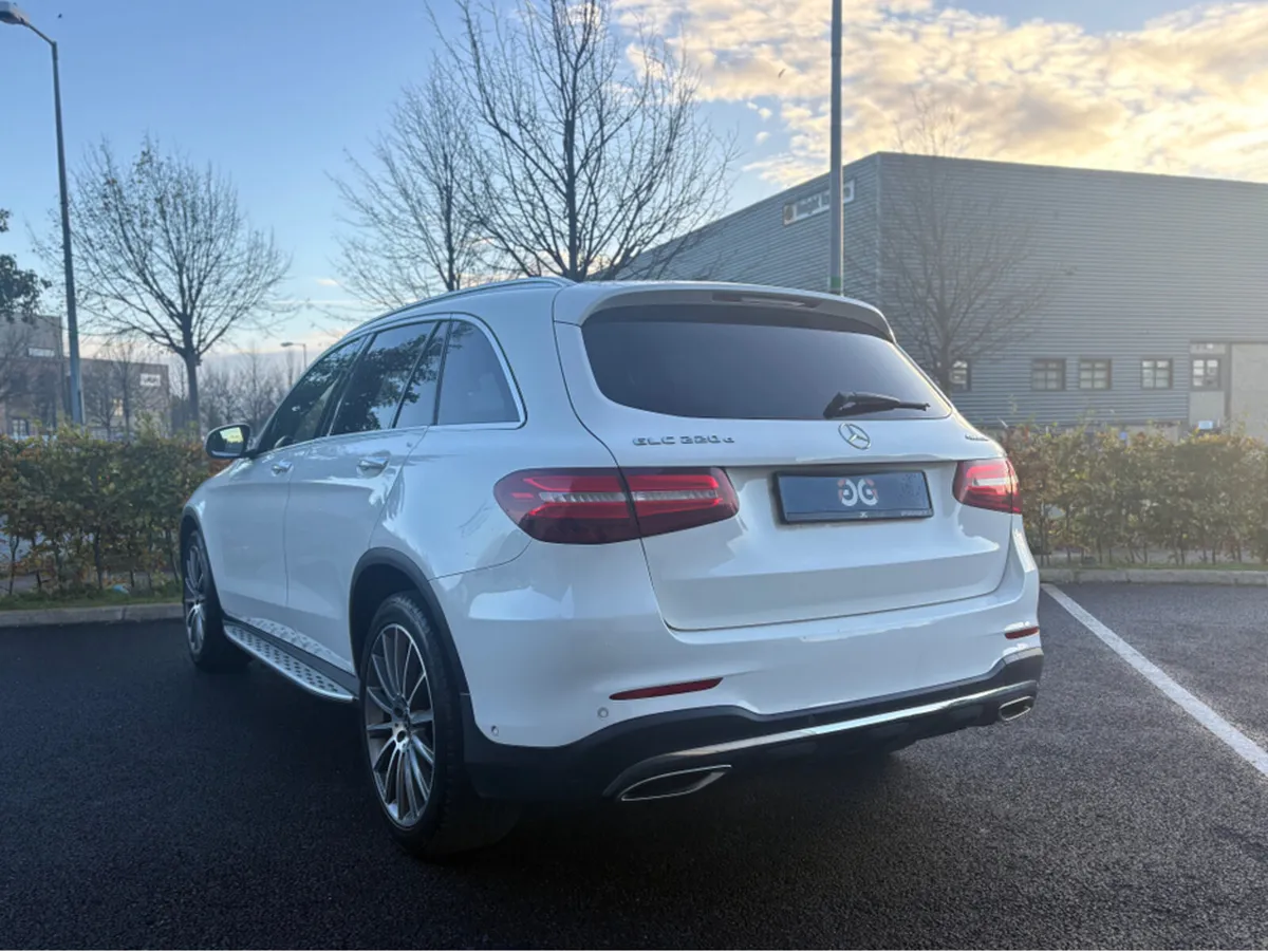 Mercedes-Benz GLC 2.1 AUTO AMG PREMIUM PLUS - Image 3