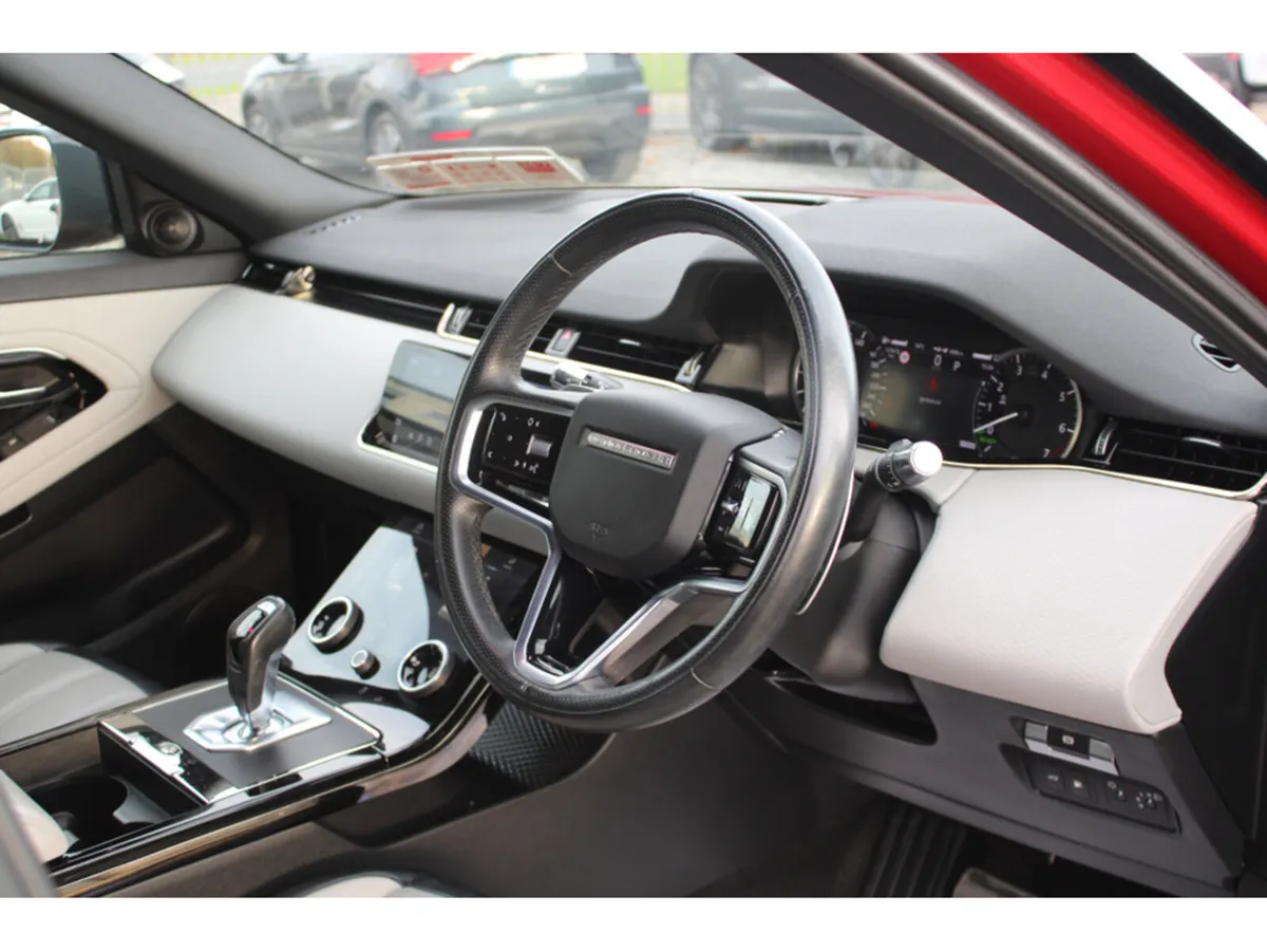 Land Rover Range Rover Evoque EVO 1.5 300PS PHEV R - Image 3