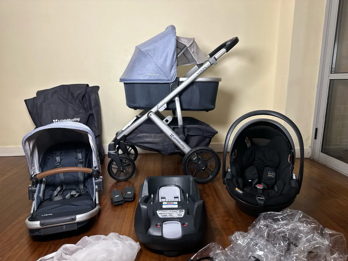 Full set Uppababy vista with car seat and isofix b - Image 1