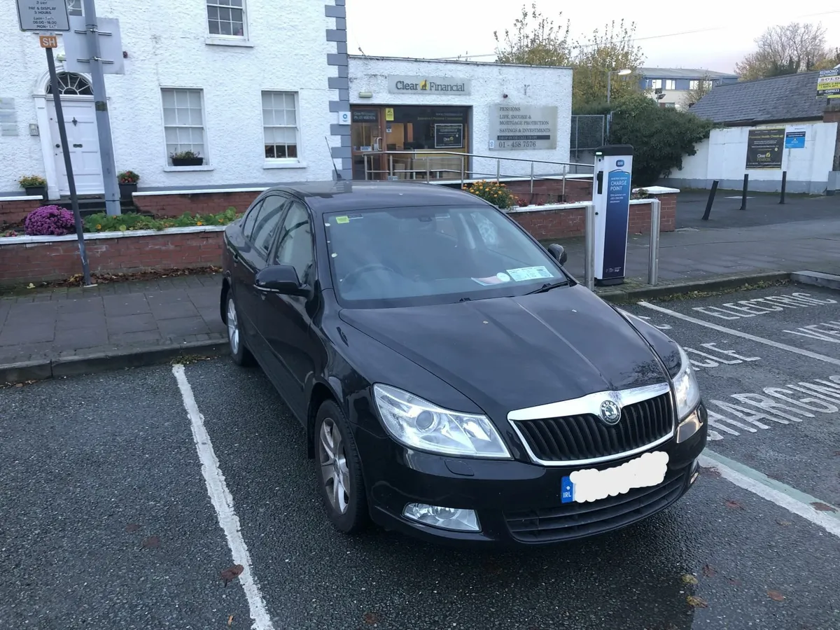 Skoda Octavia 2010 - Image 1