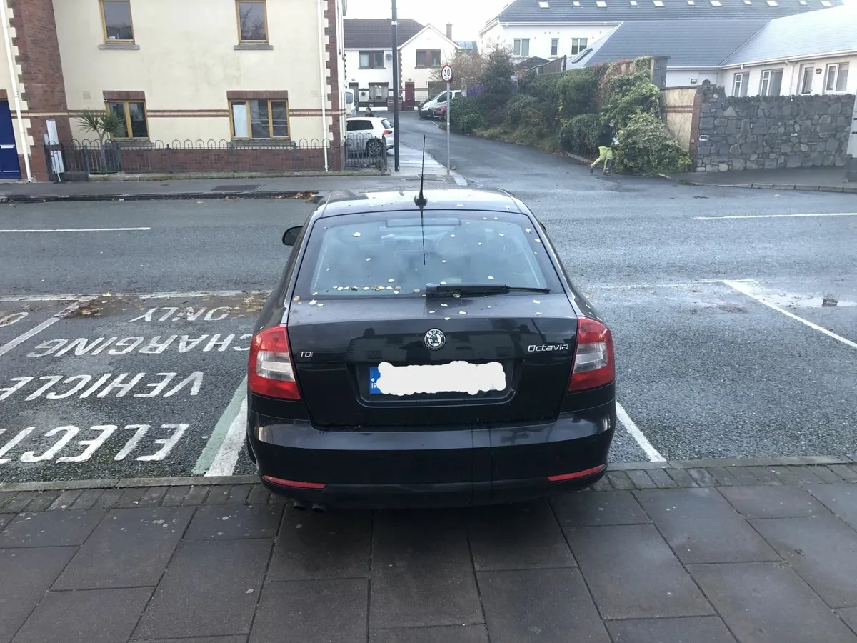 Skoda Octavia 2010 - Image 4