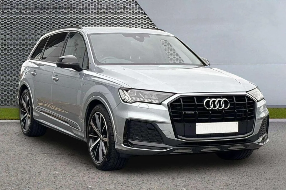 202 Audi Q7 S-Line Quattro - Image 1