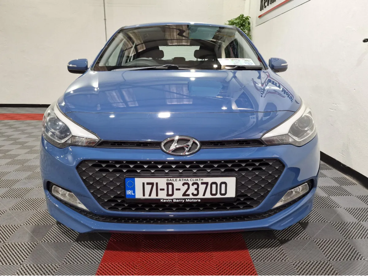 Hyundai i20 **DEPOSIT TAKEN** - Image 3
