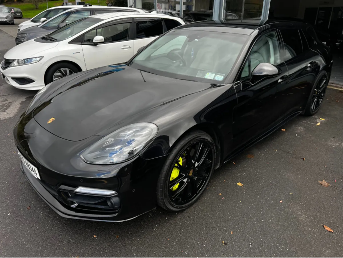 Porsche Panamera 3.0 4 SPORT TURISMO E-HYBRID 4WD - Image 4